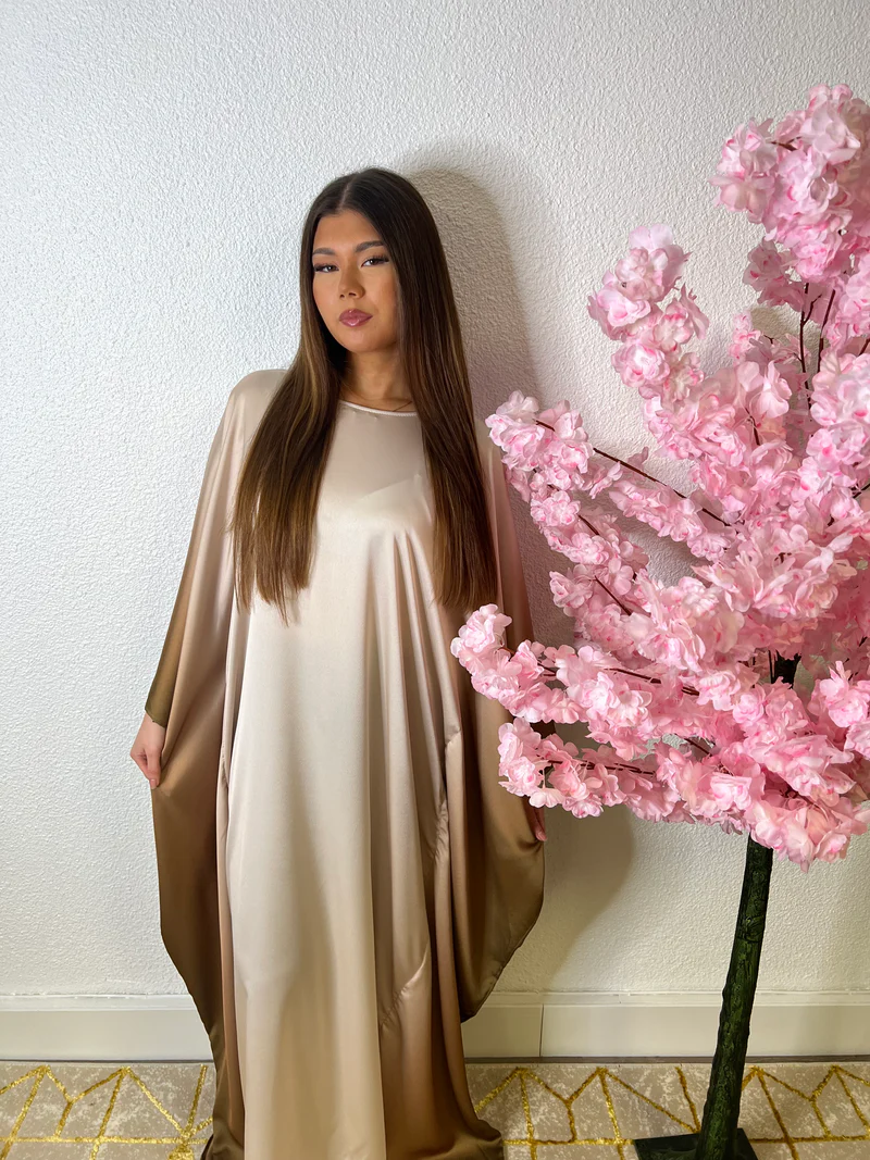 Robe Maya
